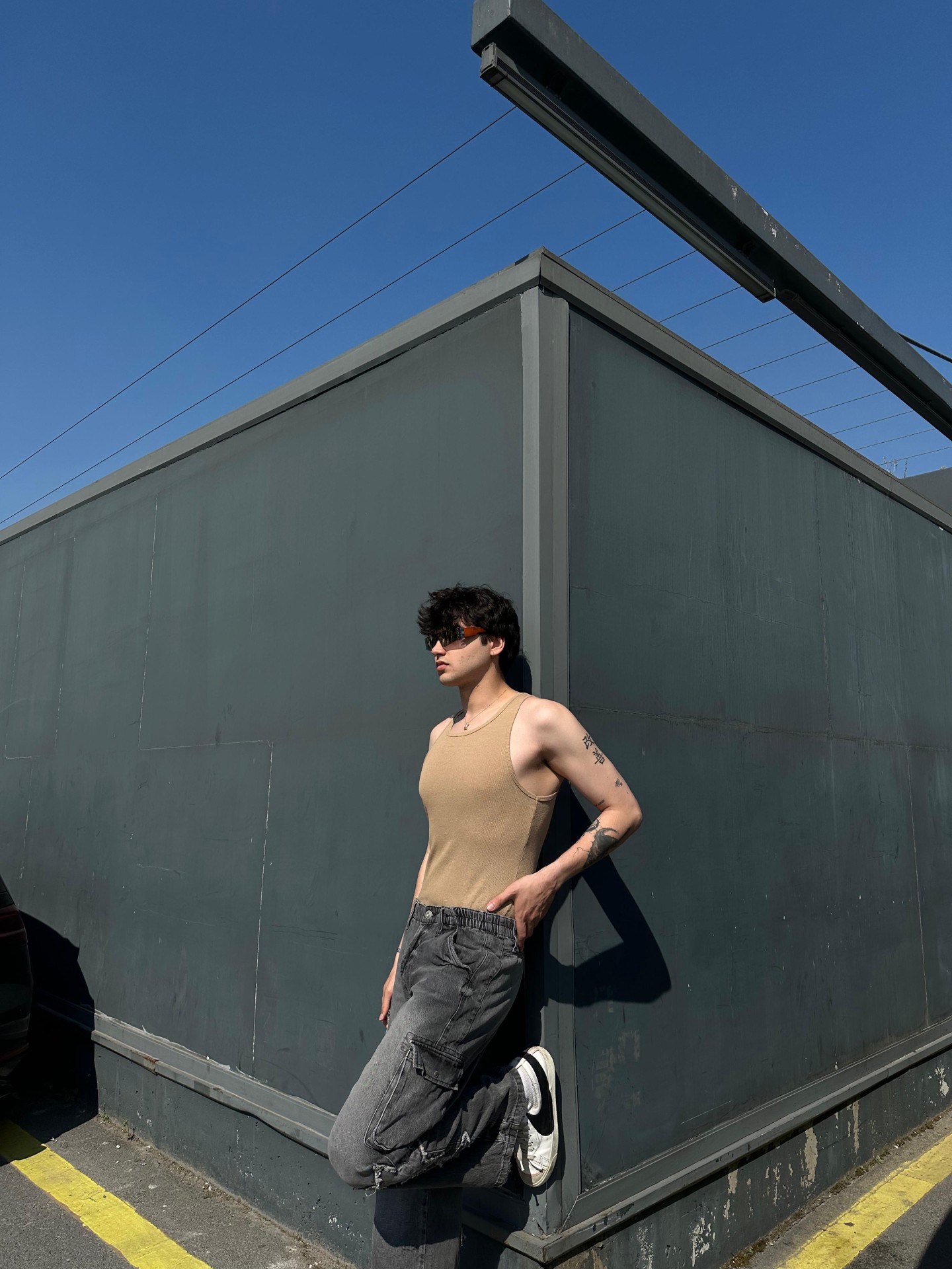 Bej Tank Top Atlet 