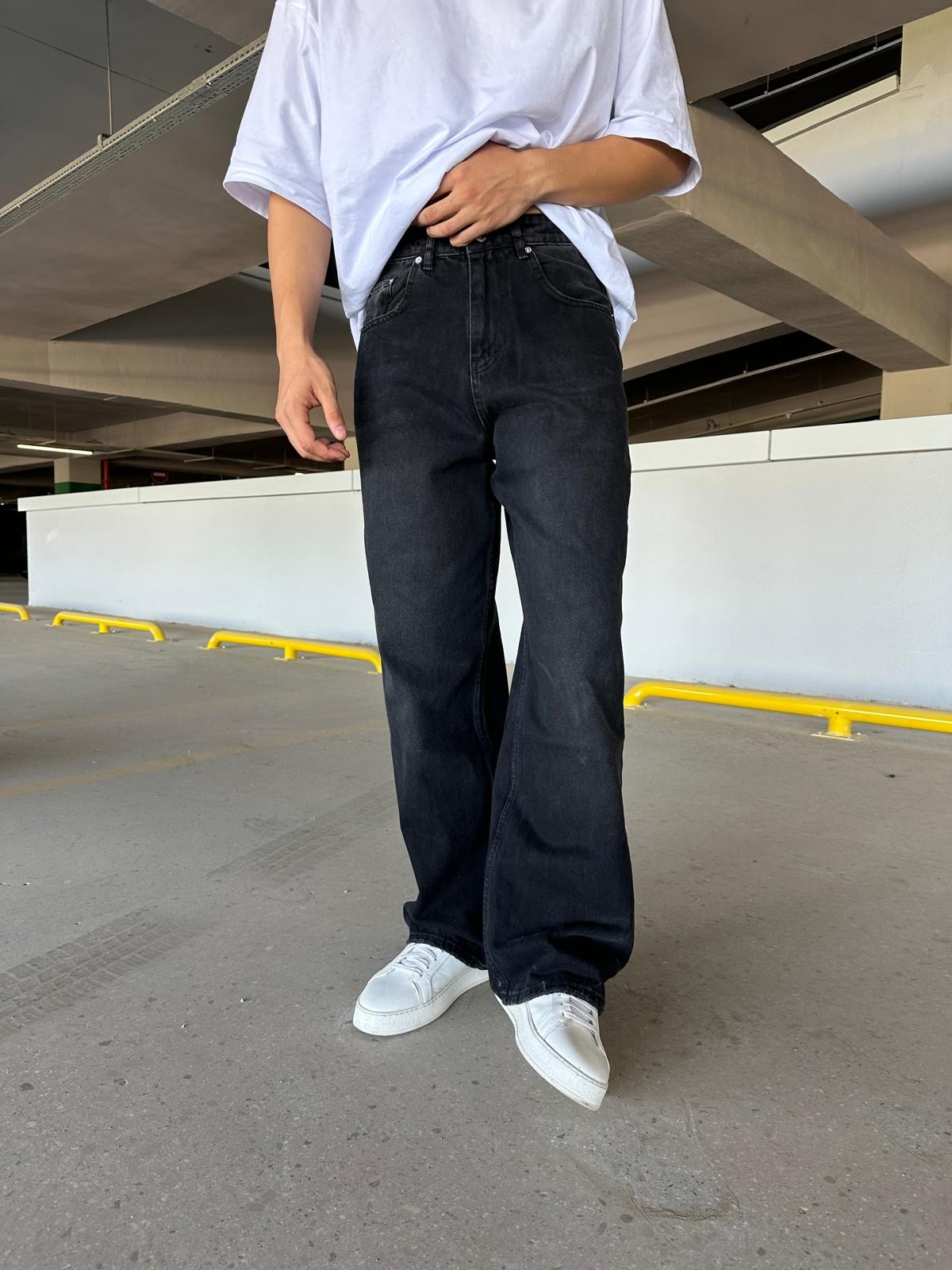 Siyah Açık Yıkamalı Baggy Pantolon
