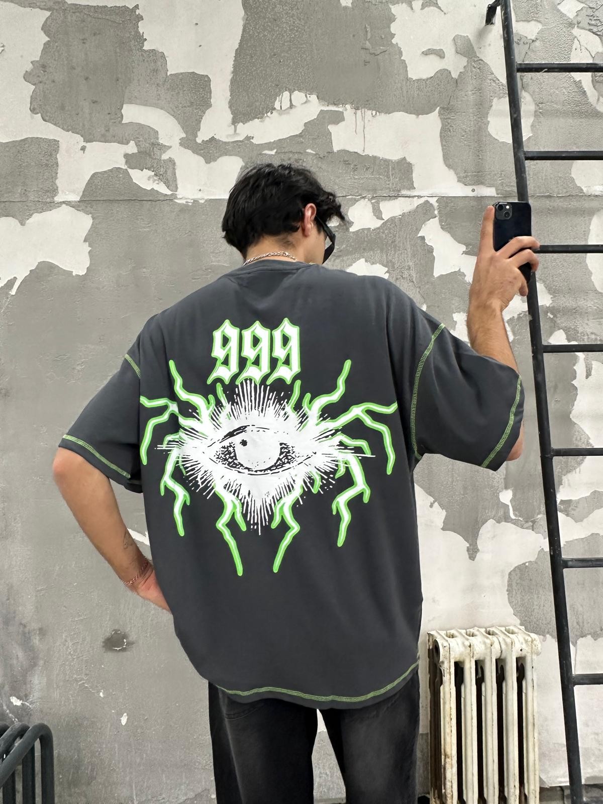 999 Eyes Ters Dikiş Füme Tshirt