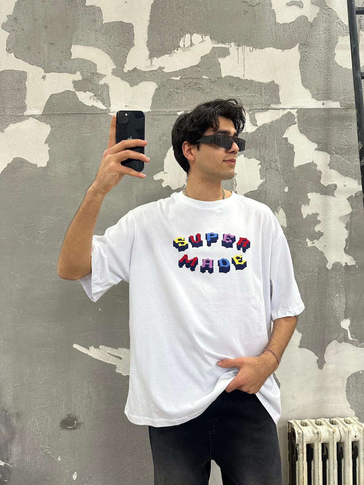 Rainbow White Oversize Tshirt