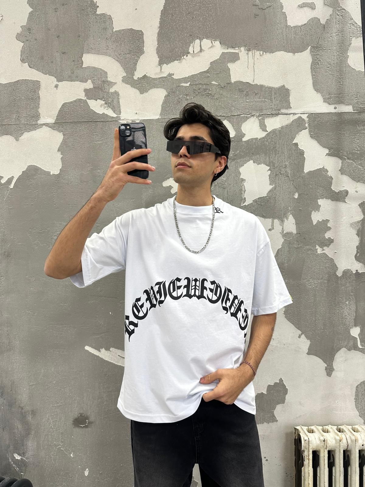 Me Again Font White Oversize Tshirt 