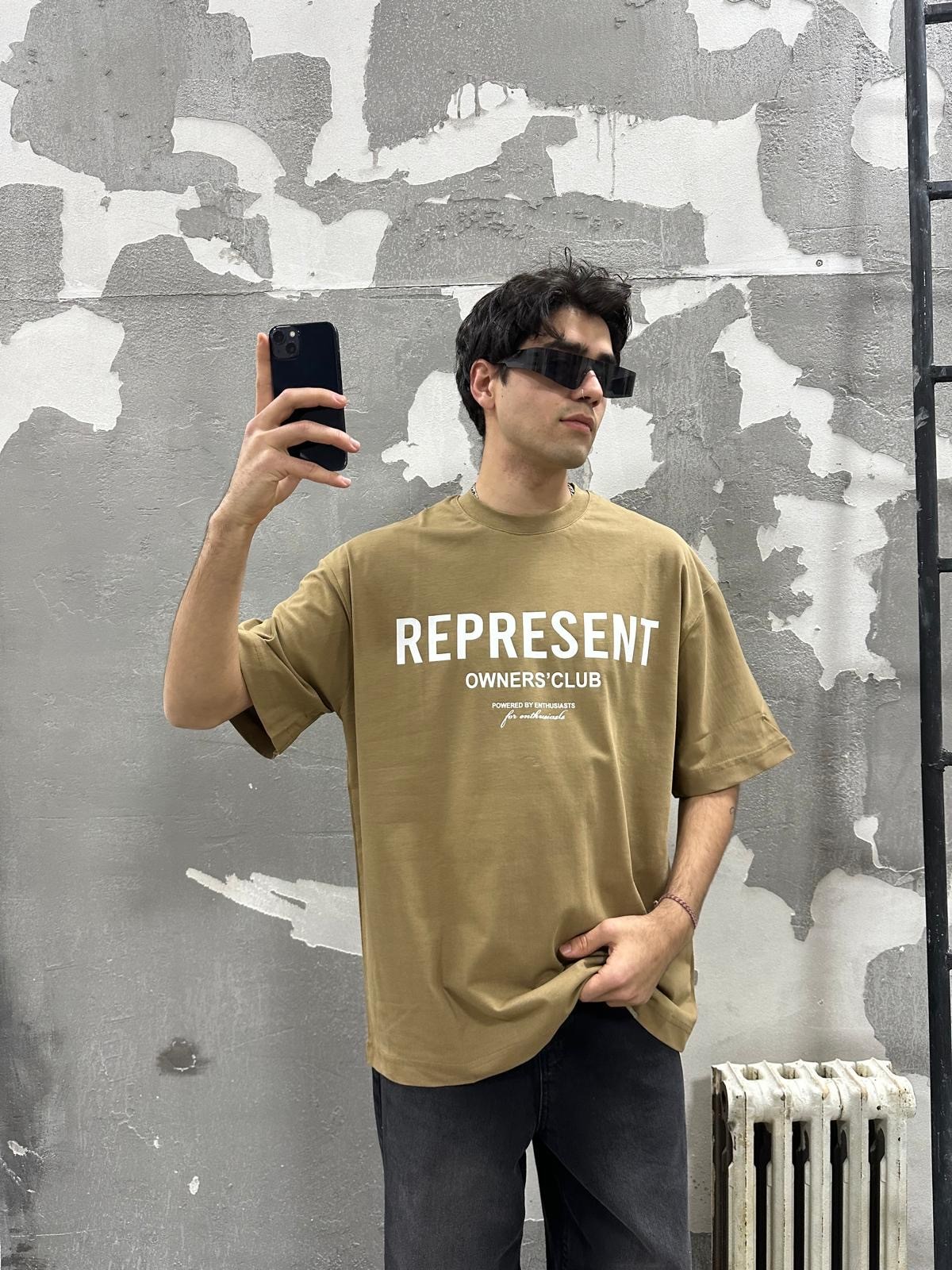 Representby Owner Print Brown Oversize Tshirt