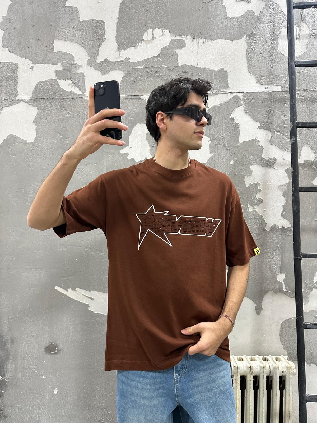Review Star Taş Detail Brown T-shirt