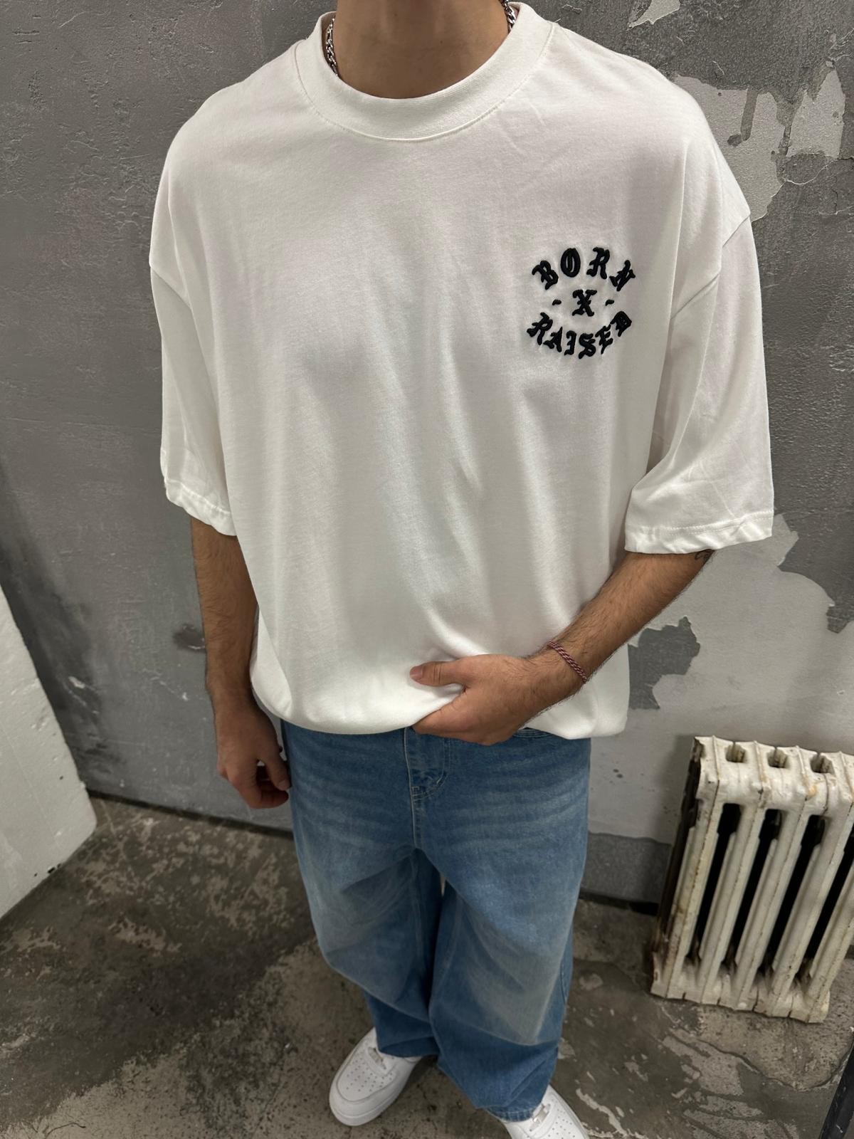  Born Raesed Print White Oversize Tshirt 