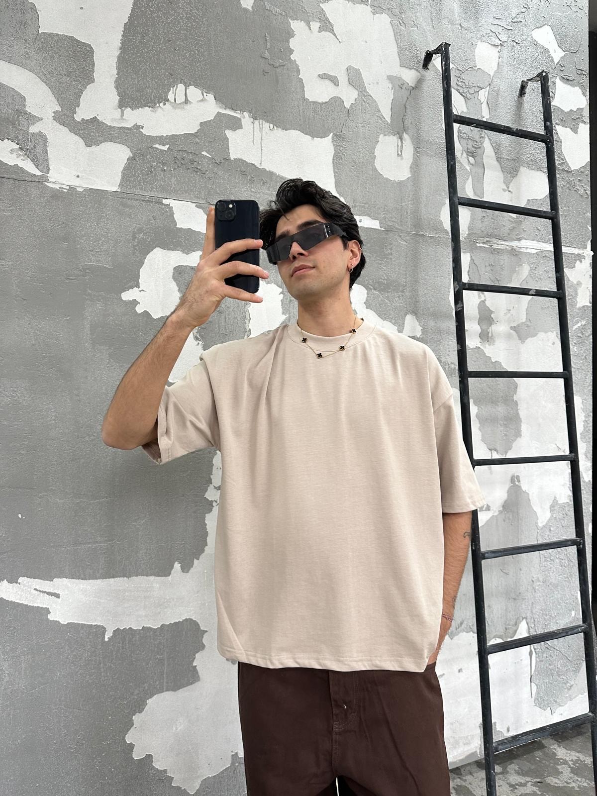 Tereyağı Oversize Basic T-Shirt